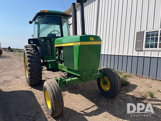 Image of John Deere 4430 equipment image 1