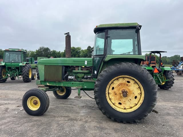 Image of John Deere 4430 equipment image 2
