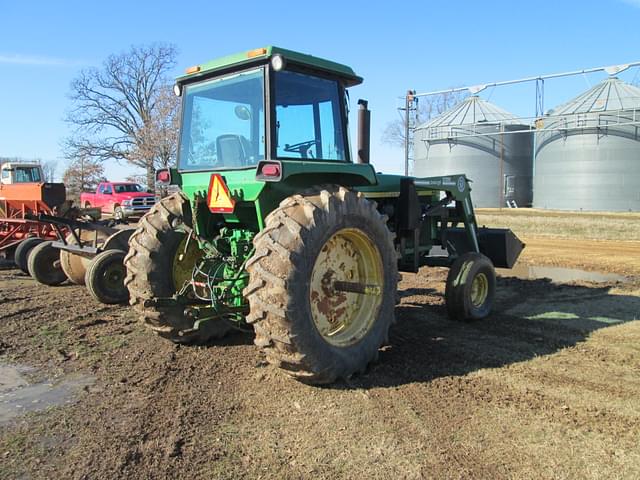 Image of John Deere 4430 equipment image 2