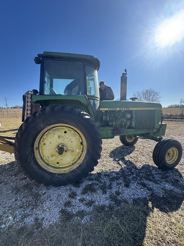 Image of John Deere 4430 equipment image 1