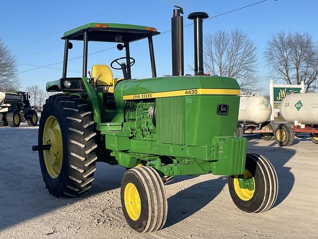 Image of John Deere 4430 equipment image 1