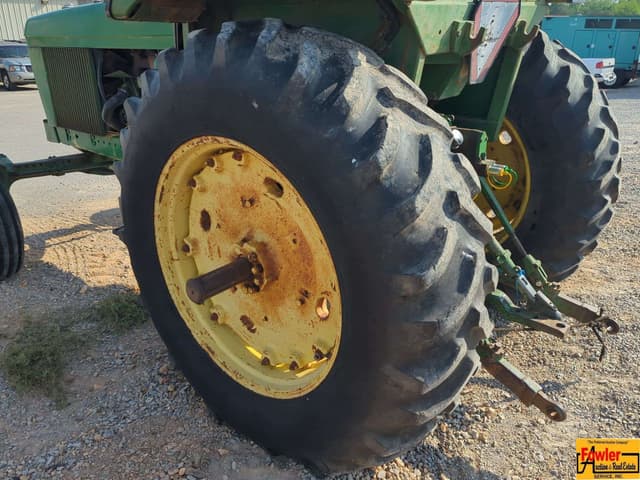 Image of John Deere 4430 equipment image 4