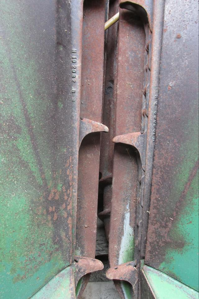 Image of John Deere 444 equipment image 4