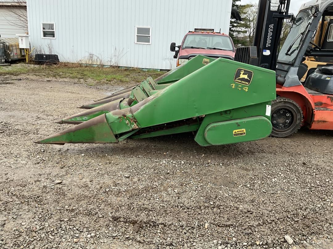 Image of John Deere 444 Primary image