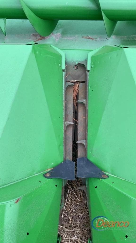 Image of John Deere 444 equipment image 2