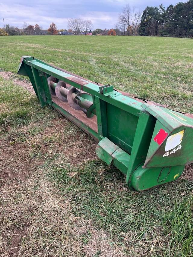 Image of John Deere 444 equipment image 1