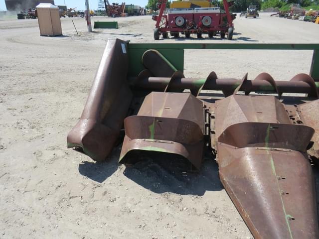 Image of John Deere 444 equipment image 3