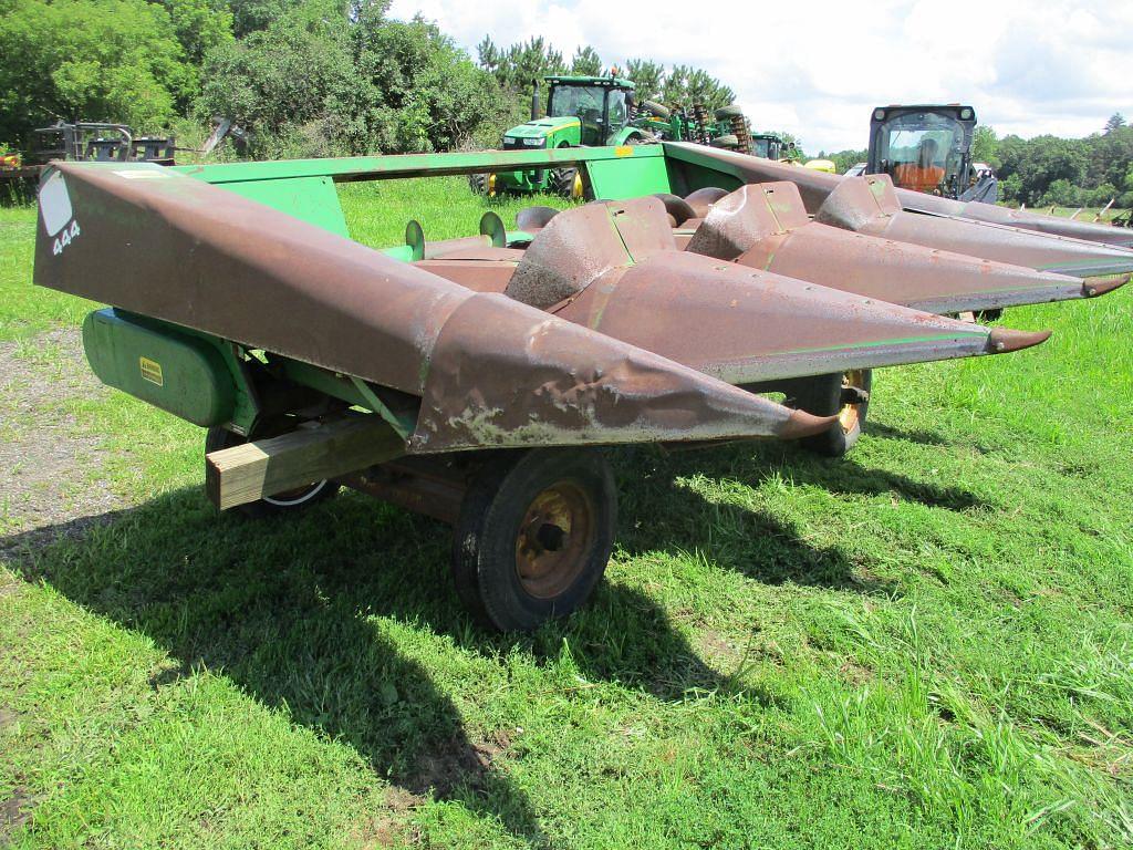 Image of John Deere 444 Primary image