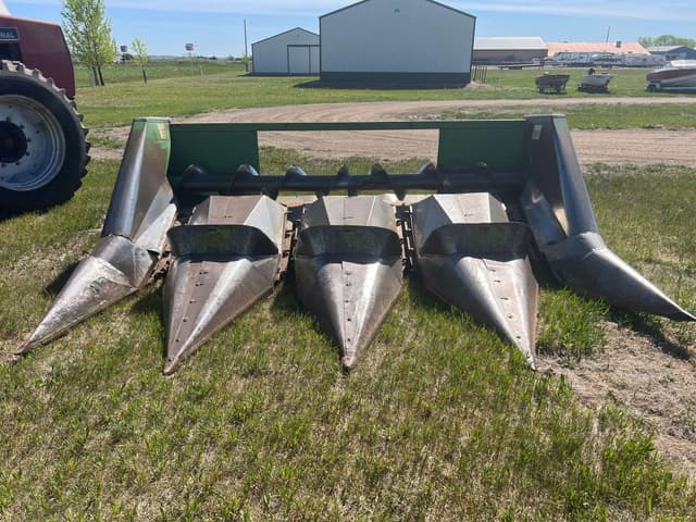 Image of John Deere 444 equipment image 2