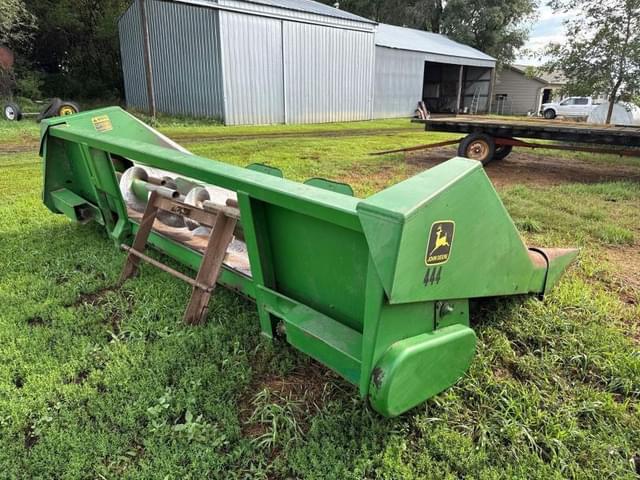 Image of John Deere 444 equipment image 1