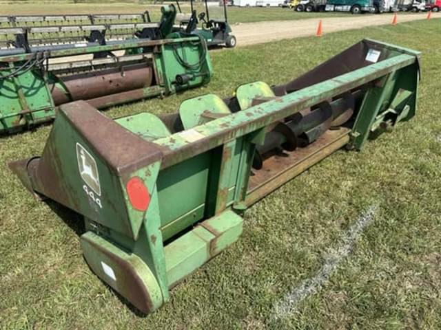 Image of John Deere 444 equipment image 2