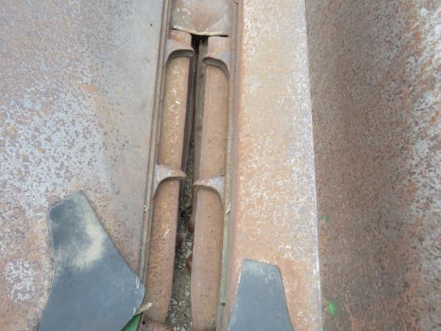 Image of John Deere 444 equipment image 4
