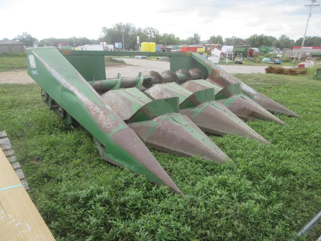 Image of John Deere 444 Primary image