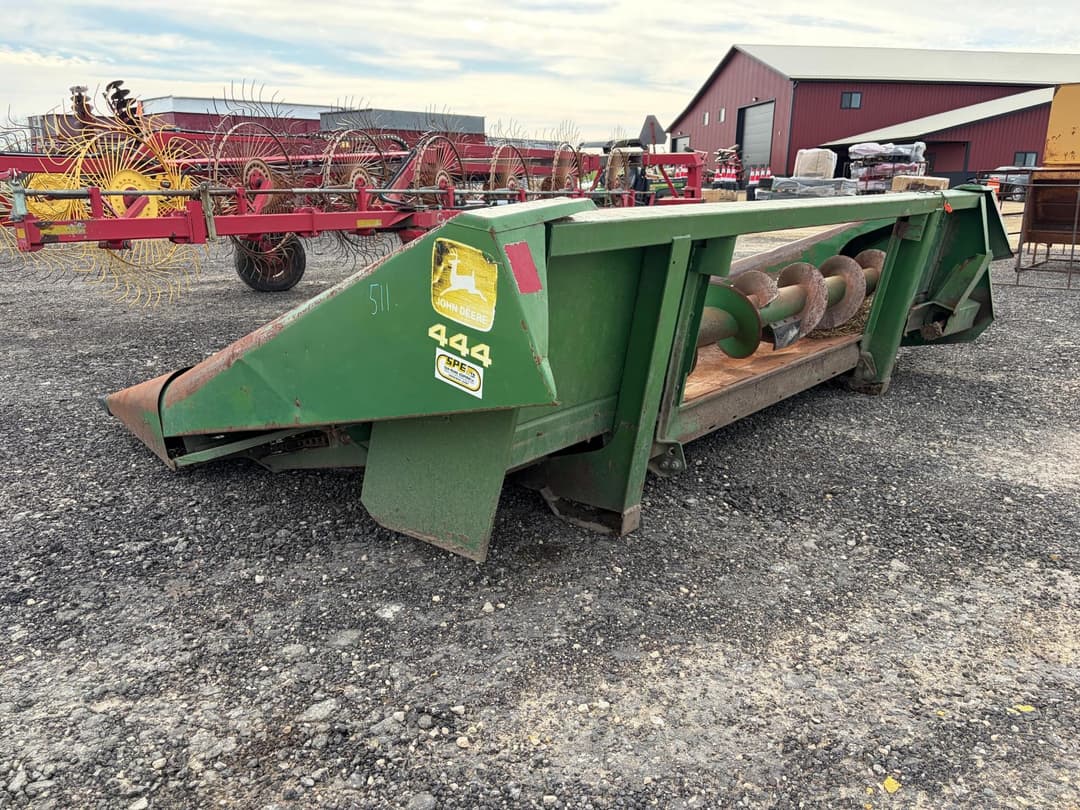 Image of John Deere 444 Primary image
