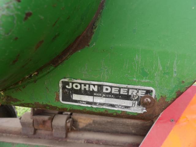 Image of John Deere 444 equipment image 3
