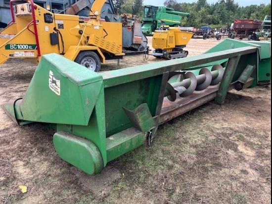 Image of John Deere 444 equipment image 2