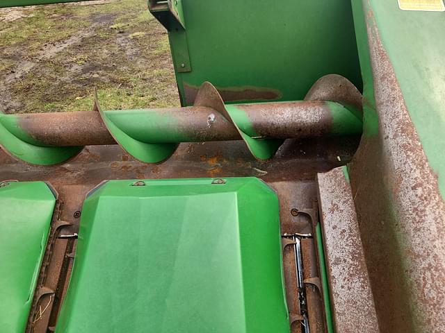 Image of John Deere 444 equipment image 2