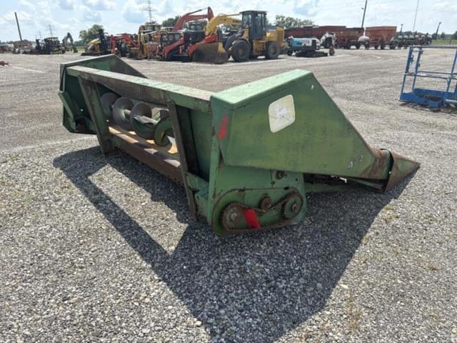 Image of John Deere 444 equipment image 2