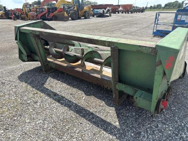 Image of John Deere 444 equipment image 3