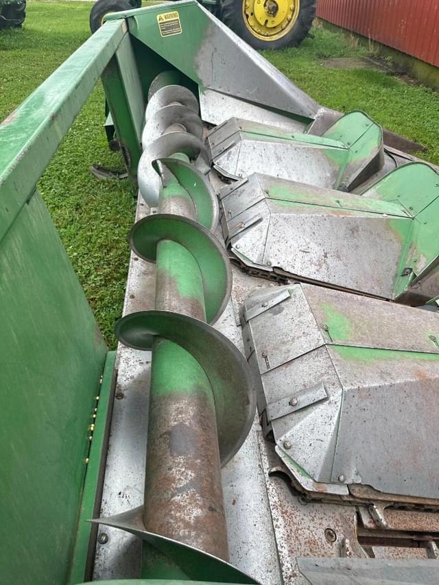 Image of John Deere 444 equipment image 2