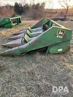 Image of John Deere 444 equipment image 1