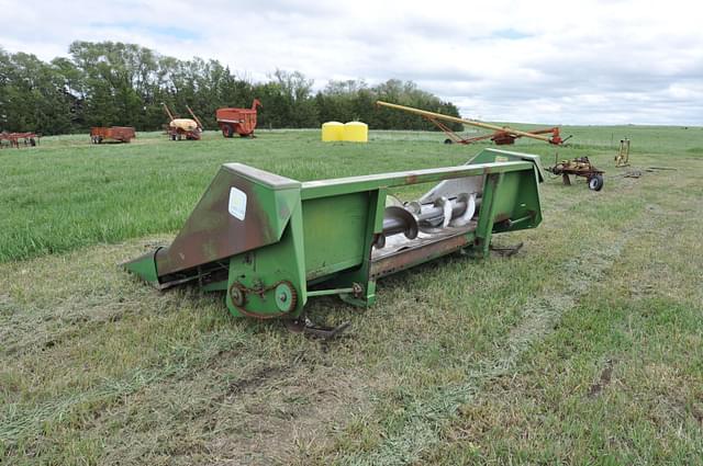 Image of John Deere 444 equipment image 4