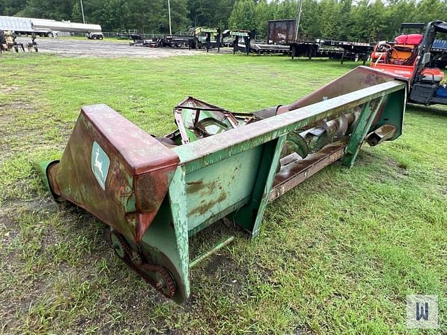 Image of John Deere 444 equipment image 3