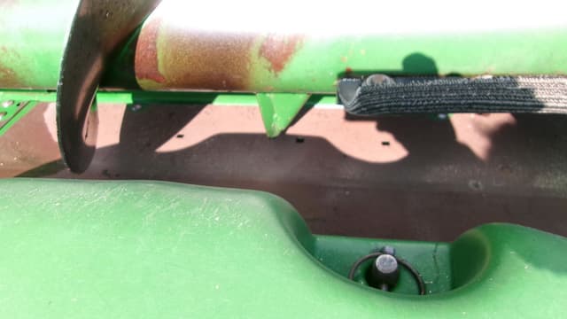 Image of John Deere 444 equipment image 4