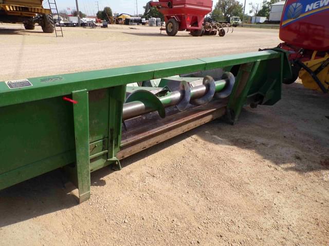 Image of John Deere 444 equipment image 4