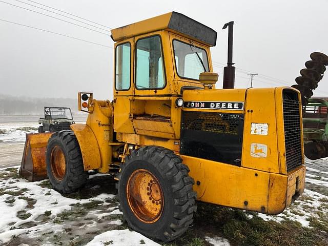 Image of John Deere 444 equipment image 4