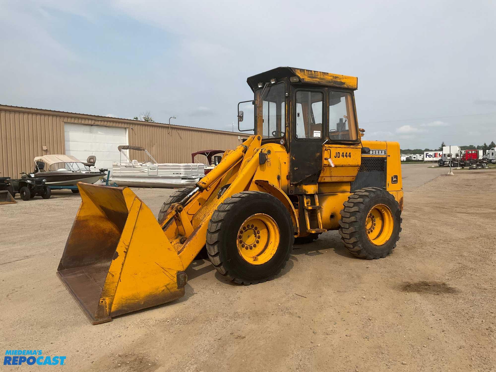 Main image John Deere 444