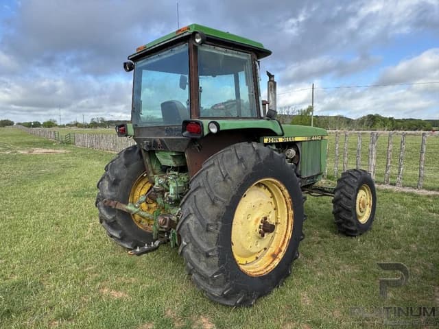 Image of John Deere 4440 equipment image 3