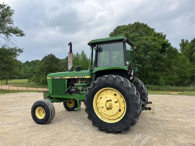 Image of John Deere 4440 equipment image 3