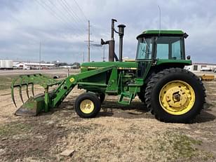 Main image John Deere 4440 1