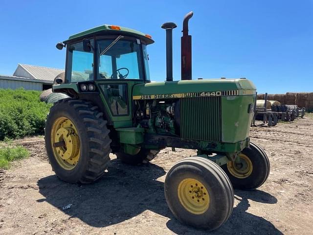 Image of John Deere 4440 equipment image 2