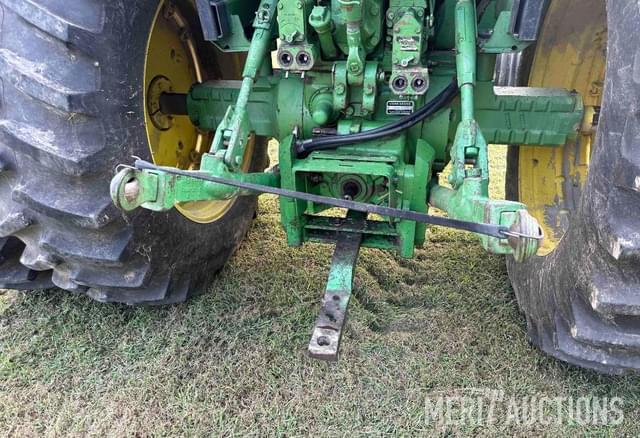Image of John Deere 4440 equipment image 3