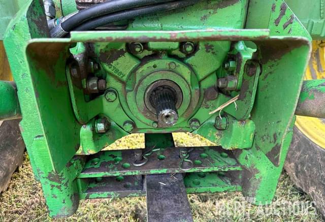 Image of John Deere 4440 equipment image 4