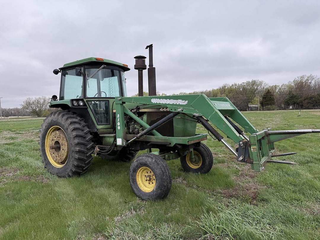 Image of John Deere 4440 Primary image