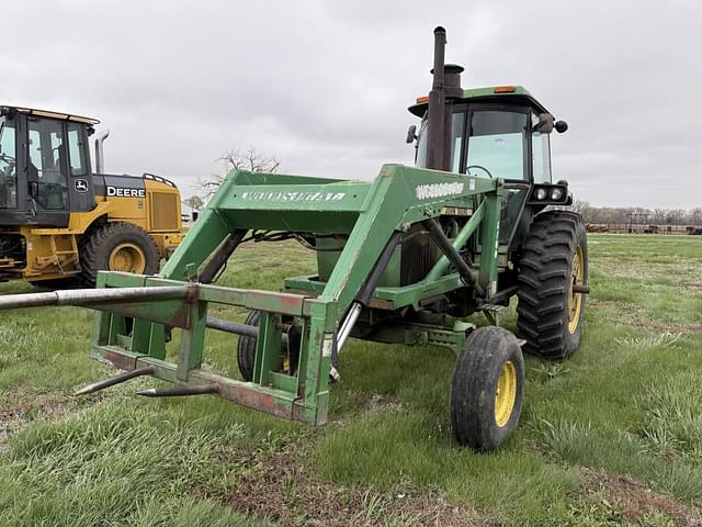 Image of John Deere 4440 equipment image 4