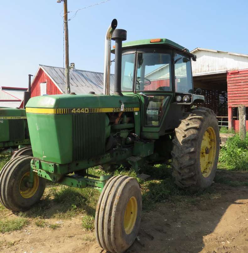 Main image John Deere 4440