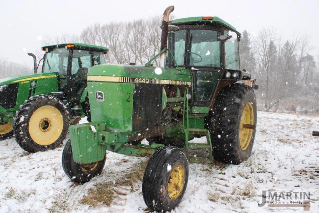 Image of John Deere 4440 Primary image