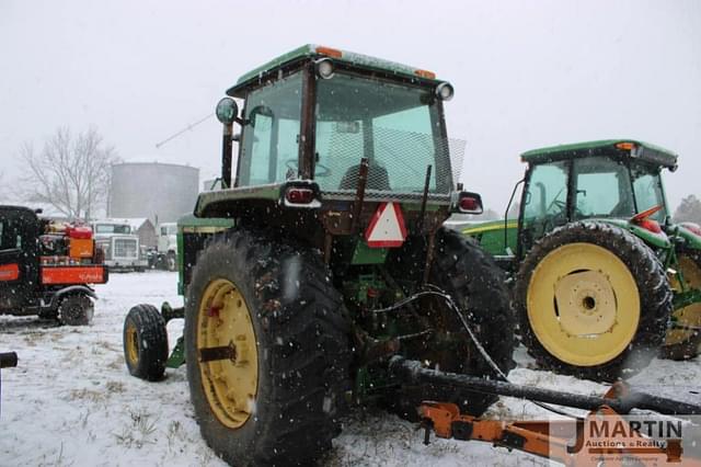 Image of John Deere 4440 equipment image 3