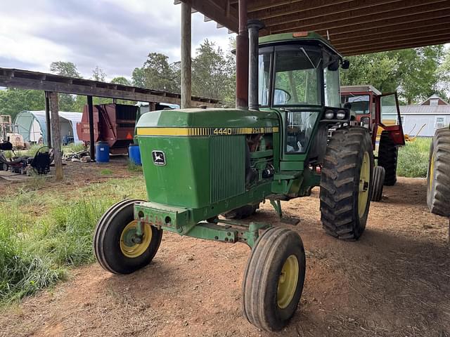 Image of John Deere 4440 equipment image 4