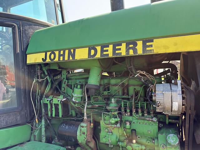 Image of John Deere 4440 equipment image 1