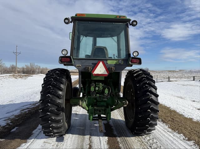 Image of John Deere 4440 equipment image 3