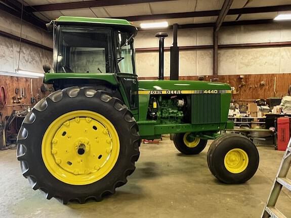 Image of John Deere 4440 Primary image