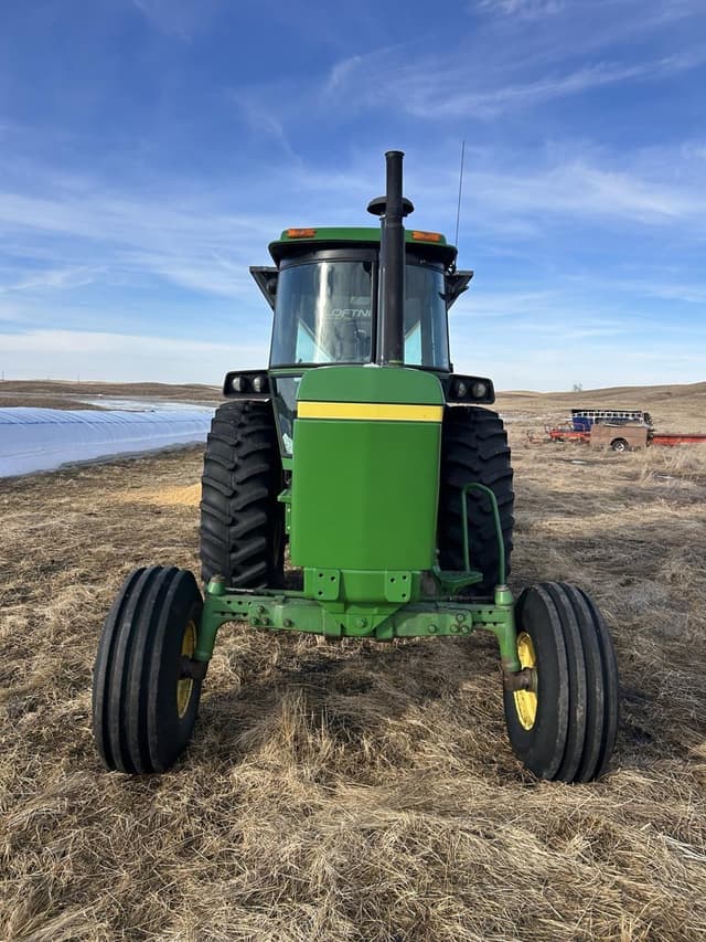 Image of John Deere 4440 equipment image 1