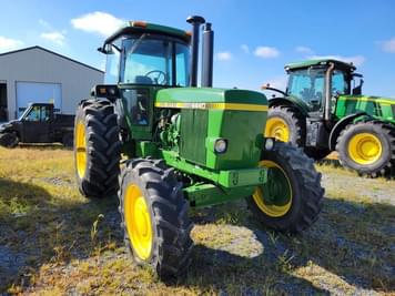 Main image John Deere 4440