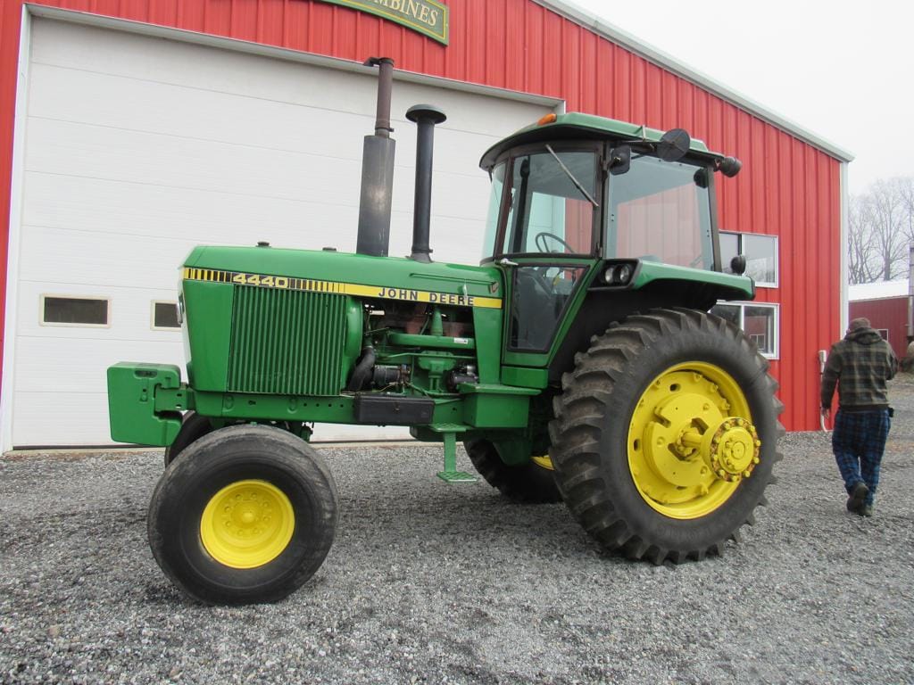 Main image John Deere 4440