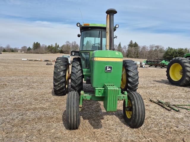 Image of John Deere 4440 equipment image 4